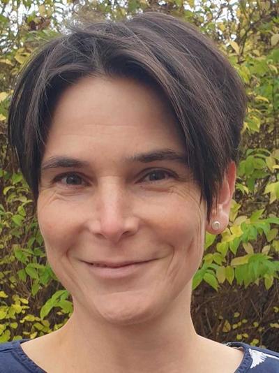 Dr. Silja Knolle-Veentjer